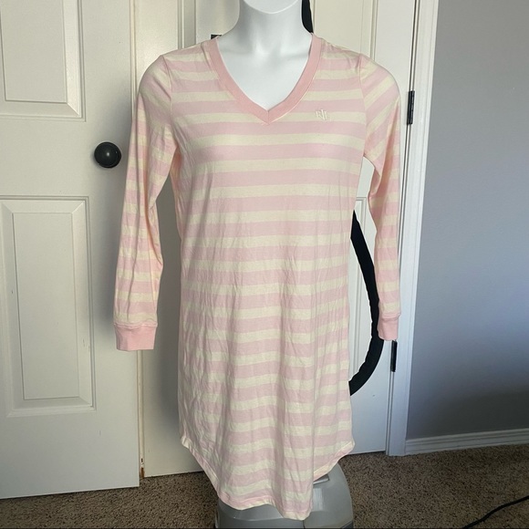Lauren Ralph Lauren | Intimates u0026 Sleepwear | Ralph Lauren Nightgown Size  Small V Neck Nwt | Poshmark